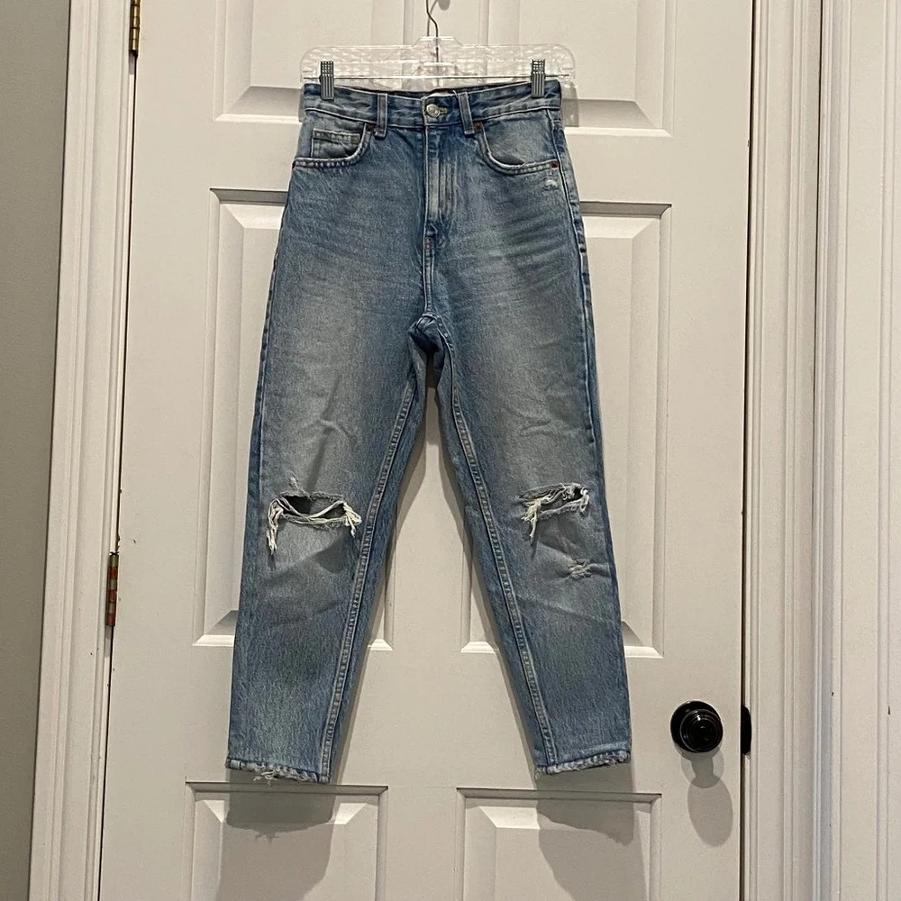 Zara High Rise Distressed Ripped Jeans 16660 - Picture 1 of 10